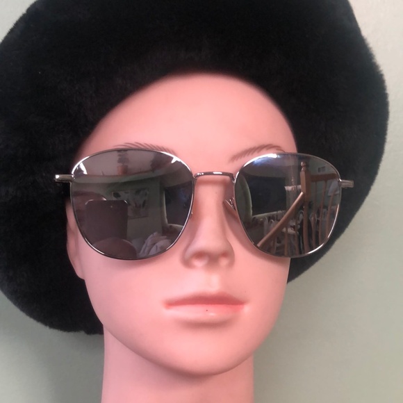 Saint Laurent Mirrored Sunglasses - Picture 2 of 14